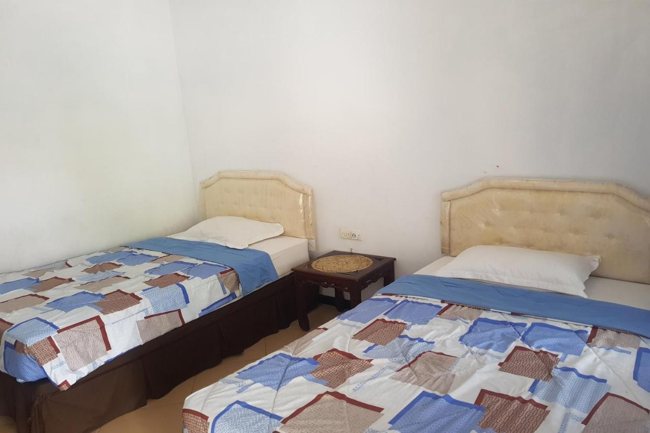 Oyo 2671 Wisma Djaja Syariah Bojonegoro Exterior foto